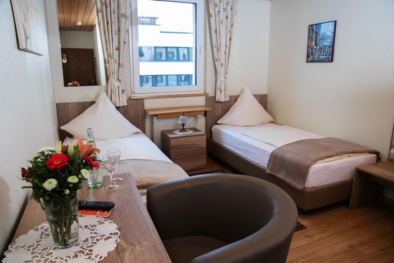 Lothringer Hof Hotel Saarlouis Eksteriør billede